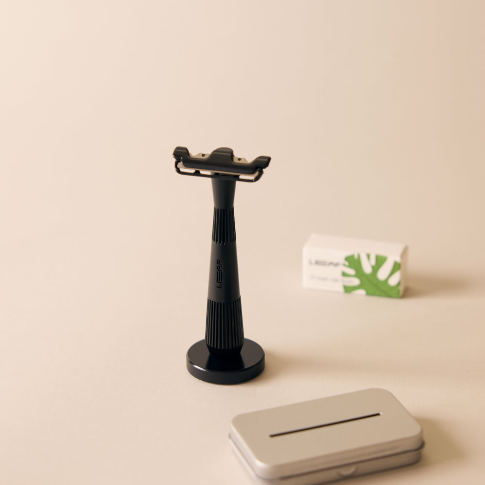 Single-Edge Razor Bundles